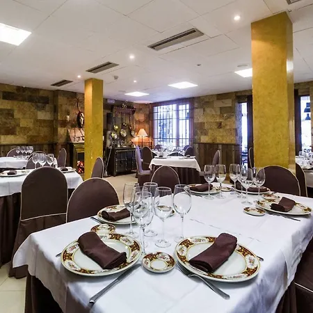 Hotell Rio Piedra Nuévalos