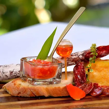 Rio Piedra Szálloda 3*